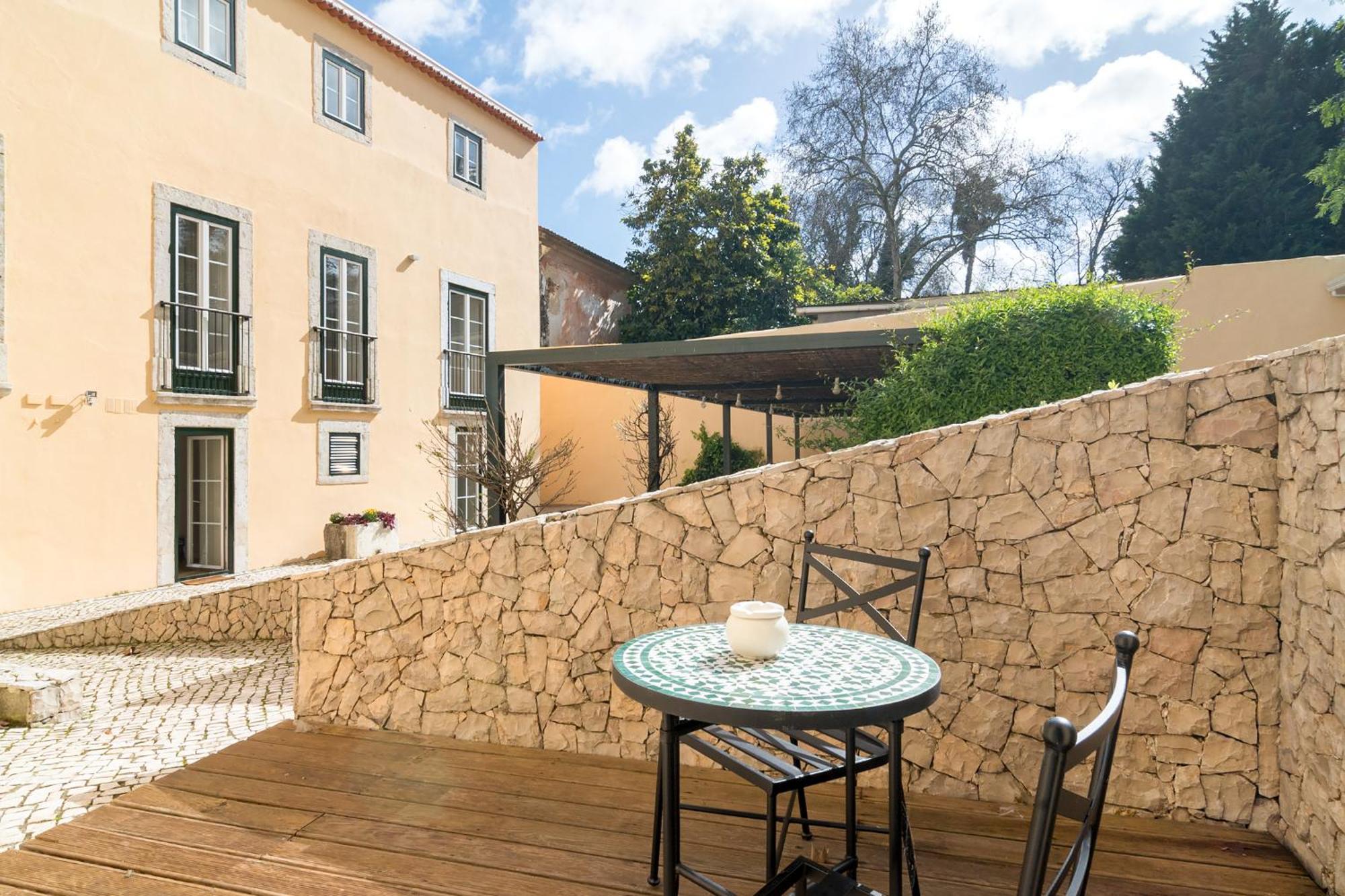 Metropolitan Living Lisbon - Laranjeiras Apartment Luaran gambar